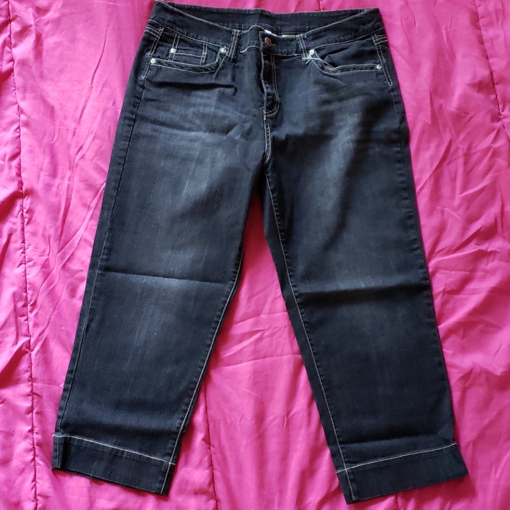 Ladies Jean Capris